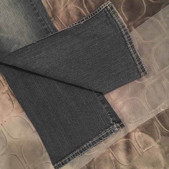 Aeropostale Chelsea Bootcut Vintage Denim 9/10 SHORT Low Rise Y2K Cotton Blend - Picture 9 of 13